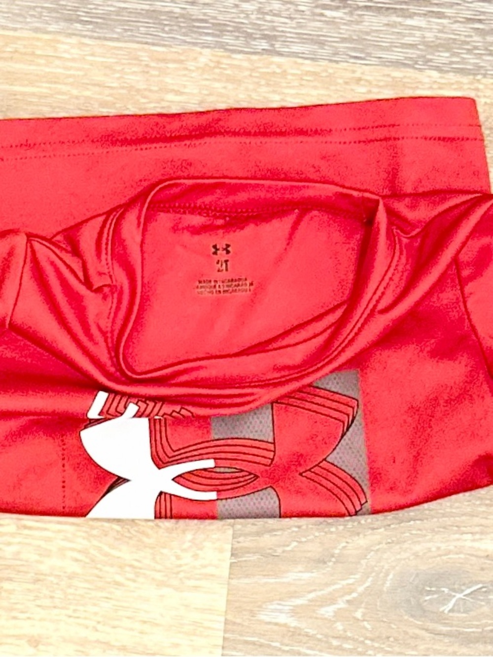 Toddler Boy Under Armour Logo Graphic Tee & Mesh Shorts Set - Picture 5 of 8